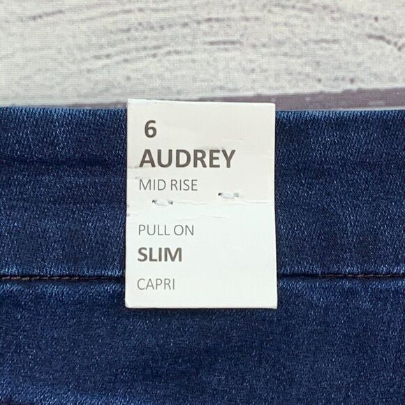 Tribal Jeans 6 Audrey Mid Rise Slim Capri Pull on Dark Wash Inseam 17" New NWT - Picture 8 of 10